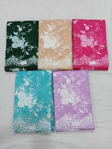 Les saris en mousseline de soie sur mesure présentent un embellissement délicat avec de la broderie. Idéal pour les mariages et les fêtes - Product Image 6