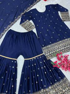 Traje Sharara de Seda con Bordado de Piel Sintética para Mujer, Diseño de Última Moda para Bodas, por FabZone - Product Image 3
