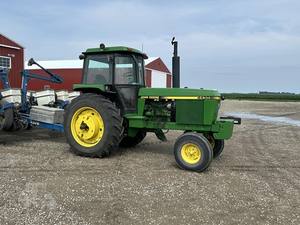 1974 JOHNN DEEREE 4430 Meilleure qualité Tracteur d'occasion 95hp Puissance John Deeree 4430 - Product Image 3