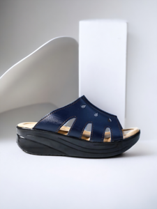 รองเท้าแตะลำลองใส่สบายใส่ได้ทุกวันมีหนังนิ่มด้านบนและทำจาก PU - Product Image 3