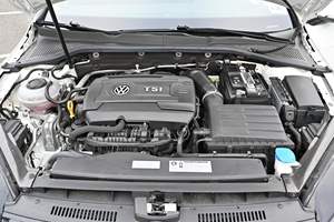 Volkswagen Golf Alltrack SEL 2019, Gasolina, Bajo Kilometraje - Product Image 4