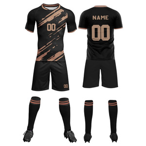 Último Modelo de Uniformes de Fútbol con Serigrafía, Conjuntos de Camisetas y Pantalones Cortos con Logotipo Personalizado, Unisex, 100% Poliéster, Impermeables, MOQ Bajo - Product Image 1