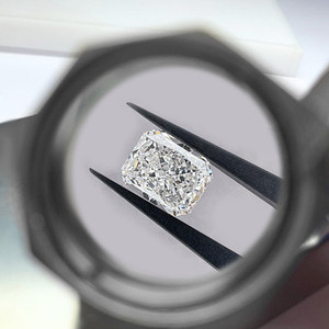 Diamant de laboratoire de taille radiant certifié IGI, préféré par le marché, 0,5 CT, couleur D, pureté VVS - Product Image 6