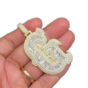 Colgante de Letra Hip Hop con Moissanita, Plata de Ley 925 Bañada en Oro, Corte Brillante Redondo, Joyería Personalizada - Product Image 4