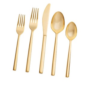 Juego de cubiertos de metal chapado en oro de primera calidad con mango de diseñador para el hogar y juegos de cubiertos de vajilla de boda - Product Image 2
