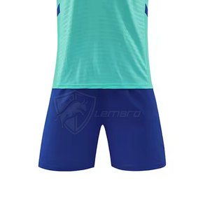 Meilleures ventes : Ensembles d'uniformes de football à prix abordable, respirants, 100 % polyester, design personnalisé, unisexe, pour adultes, manches courtes, haute qualité - Product Image 3