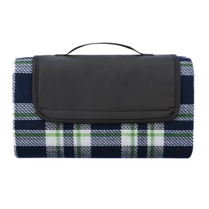 Tapis de pique-nique personnalisé en tartan pour les activités de plein air et les loisirs - Product Image 3