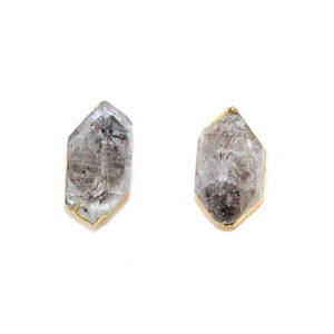 Natural Raw Mini Herkimer Diamond April Birthstone oro galvanizado Stud pendientes al por mayor para la India - Product Image 1