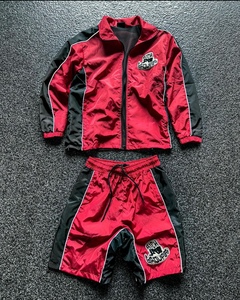 Conjuntos cortavientos personalizados, chaqueta y pantalones cortos, ropa de calle ligera con ribete reflectante, chándal de nailon para hombre, conjuntos de pantalones cortos cortavientos - Product Image 1