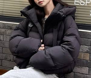 Top Quality Wholesale Woman Puffer Jacket <b>Waterproof</b> Hooded Winter Jacket Premium Women <b>Zipper</b> Jacket Manufacturer - Product Image 3