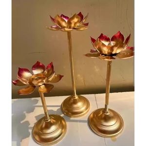 Support à bougies vintage en fer avec bougeoirs en verre et métal pour la décoration intérieure, les mariages et les centres de table lanterne, style rétro - Product Image 3