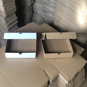 Caja de pizza corrugada con impresión de logotipo personalizado al por mayor-Cajas de pizza de cartón corrugado Kraft de todos los tamaños hechas en Vietnam - Product Image 3