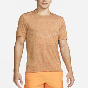 Usine en gros taille américaine Ultra doux personnalisé hommes blanc t-shirt polyester sublimation à manches courtes t-shirt séchage rapide t-shirts unis - Product Image 1