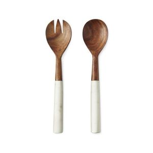 Ensemble de couverts en bois au design unique avec des bords lisses et une prise robuste pour une expérience culinaire confortable et sûre - Product Image 1