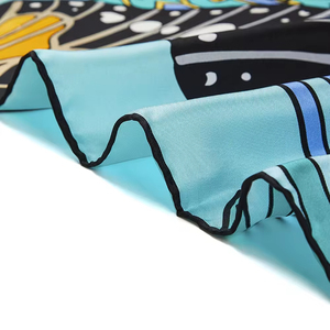 Bufanda de seda satinada barata con estampado de póker para bolso, banda para la muñeca, bufanda con cinta, bolso, bufanda, bolsa, bufanda, tarifa al por mayor, OEM - Product Image 4