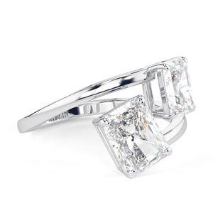 Anillo de Boda con Dos Diamantes Cultivados en Laboratorio, Corte Radiante, Certificado IGI - Product Image 3