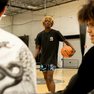 Vente en gros de short en maille de basket-ball d'été respirant et personnalisé design imprimé par sublimation vêtements de sport short pour hommes - Product Image 5