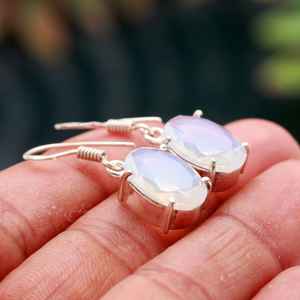 Pendientes de Plata de Ley 925 Hechos a Mano con Ópalo Lechoso, Color Blanco, Forma Ovalada, Piedra Preciosa Solitaria, Joyería para Regalo - Product Image 2