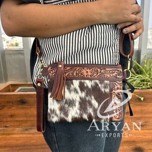 2024 femmes usiné à la main en cuir de vachette petit sac à bandoulière à la mode de haute qualité en cuir véritable Floral bracelet sacs à main - Product Image 1