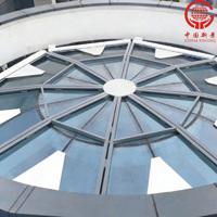 Vente directe usine – Pare-soleil motorisé moderne de grande taille à structure en aluminium, personnalisable pour dôme de musée et hôtel