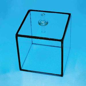 Cubo de Vidrio Hueco de 50 mm con Lados Cementados, con Orificio y Tapón para Experimentos de Laboratorio - Product Image 1