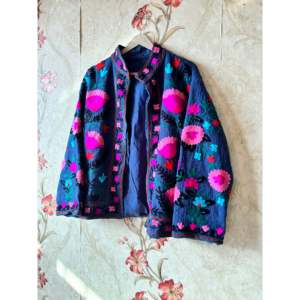 TNT Stylish Cotton <b>Jacket</b> with Embroidery Breathable Outerwear for All Seasons - Product Image 2