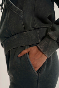 Conjunto Deportivo de Dos Piezas para Mujer, Color Gris Carbón, Ropa Deportiva al por Mayor, OEM, Transpirable, Corte Holgado, Sudadera con Capucha y Pantalones Ajustados - Product Image 4