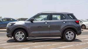 Nuovo 2024 Toyo Ta Raize 1.0L motore benzina Mini auto grigio chiaro interni in pelle sedili I-Force Max Premium cambio automatico - Product Image 4