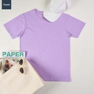 เสื้อผ้าผู้ชายเสื้อยืดแขนสั้นผ้าฝ้าย100% สำหรับปักโลโก้หรือพิมพ์ลายสกรีนเสื้อยืดสั่งทำบริการ OEM และ ODM - Product Image 2