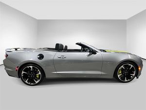 Chevrolet Camaro 2SS Convertible 2023, Tracción Trasera, Turbo, Volante a la Izquierda, con Poco Kilometraje, Precio en Existencia, Listo para Envío - Product Image 2