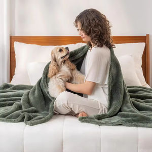 Cotton Thermal Hospital <b>Blankets</b>-Solid Pattern Four Seasons Use <b>Waterproof</b> Eco-Friendly OEM/ODM Services MOQ Options Pakistan - Product Image 4