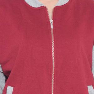 Chaqueta universitaria con cremallera para mujer, material transpirable, precio superventas, nuevo estilo, chaqueta con letras de Color sólido para mujer, servicio OEM - Product Image 5