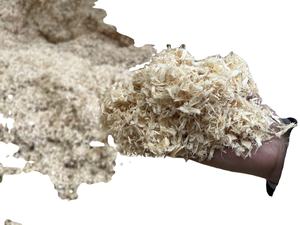 Offre Spéciale naturel vietnamien acacia copeaux de bois petits animaux de compagnie lit déchiqueteuse bon déchets agricoles literie animale pin séché - Product Image 2