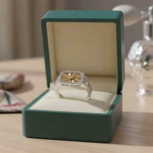 แหวนเพชรทรงสี่เหลี่ยมผืนผ้าแบบซันเบิร์สต์สองสีสำหรับผู้หญิง - Product Image 5