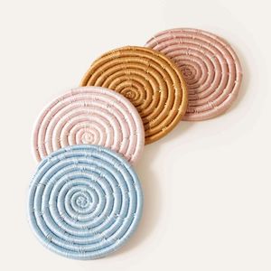 Sous-verres ronds en rotin tissés à la main avec support napperons tissés à la chaleur isolés par poterie ensemble de sous-verres écologiques - Product Image 6