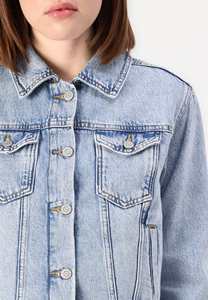 Dernière veste en jean bleu clair personnalisée pour femmes fermeture à boutons et poches poitrine conçues pour les femmes pour un confort en toutes saisons - Product Image 3