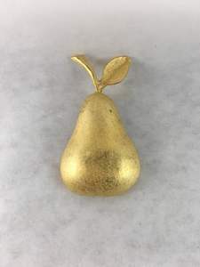 Figurine de pomme dorée avec inscription Sculpture de fruits décorative Ornement de pomme fait à la main Statue de pomme en or de luxe Décor moderne - Product Image 2