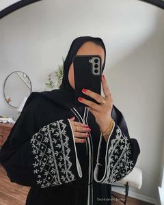 ชุดอาบายาผ้าซาตินสำหรับผู้หญิงชุดมุสลิมแบบดั้งเดิมเสื้อผ้าอิสลามแขนมีจีบสำหรับมุสลิมดูไบตามสั่ง - Product Image 4