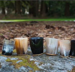 Drinking Mead Shot Glass Cups 100% Cuerno auténtico Regalos de Navidad - Product Image 1