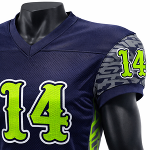 เสื้อฟุตบอลอเมริกันแบบกำหนดเองสำหรับผู้ชาย เสื้อตาข่ายระบายอากาศพร้อมหมายเลขสีนีออน แขนเสื้อลายพราง ชุดทีม OEM เสื้อฟุตบอลแบบซับลิเมชั่น - Product Image 6