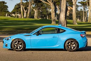Offre exceptionnelle : Subaru BRZ Série 2016 propre et en excellent état. Hyper Blue Prêt à être expédié - Product Image 3
