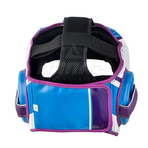 Protection de tête avec finition lisse et intérieur rembourré, design stable et rembourrage confortable - Product Image 3