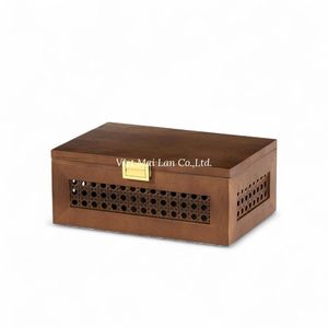 Caja de Almacenamiento de Ratán Vietnamita Hecha a Mano con Acabado Natural para la Organización del Hogar y Necesidades de Almacenamiento Diario - Product Image 1