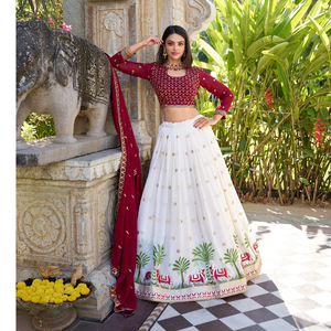 Conjunto de Lehenga Choli de Alta Calidad con Bordado Intenso y Secado Rápido, con Dupatta, para Bodas y Fiestas, Hecho de Poliéster, Corte Holgado - Product Image 1