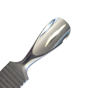 Outil multifonction professionnel de qualité supérieure ARISTON INTERNATIONAL en acier inoxydable, pousse-cuticules et grattoir à double extrémité, certifié CE ISO pour les ongles - Product Image 2