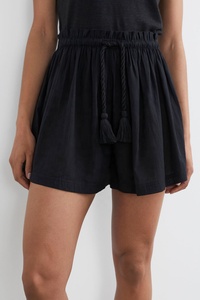 SRJ EXPORTS Elegante Short de Algodón Voile 100% para Mujer con Cintura Elástica, Bolsillos Laterales y Detalle de Borlas - Product Image 2