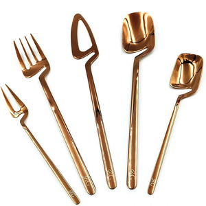 Juego de Cubiertos Moderno de Acero Inoxidable Color Dorado Brillante, Cubertería de Metal, Cuchara, Tenedor, Cuchillo, Vajilla para Bodas - Product Image 1