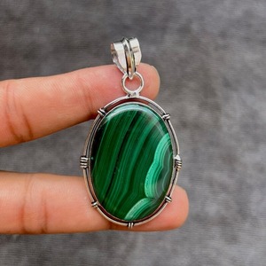 Pendentif en malachite, bijoux en argent sterling 925, pendentif en malachite fait main, cadeau pour son anniversaire - Product Image 2