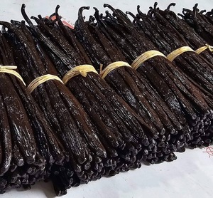 Excelente Oferta, Vainas de Vainilla Bourbon Secas Puras de 18-21 cm, Vainilla de Madagascar Planifolia, Preparación Tradicional, Cosecha de Vainilla - Product Image 1