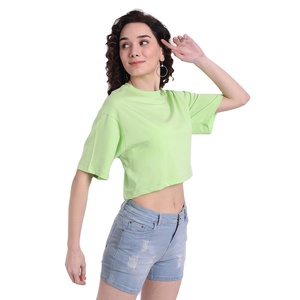 เสื้อยืดครอปผ้าฝ้ายสำหรับผู้หญิง 180 GSM เนื้อผ้านุ่ม ยืดหยุ่น สวมใส่สบาย เหมาะสำหรับฤดูร้อน แขนสั้น แฟชั่นทันสมัย รับผลิตตามแบบ OEM และติดฉลากส่วนตัวสำหรับผู้หญิง - Product Image 4